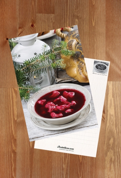 Christmas borscht with dumplings